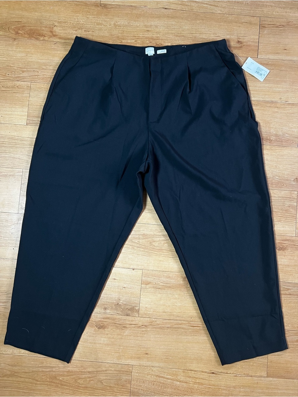 A New Day Women’s Black Tapered Ankle Pants Size 20 NWT